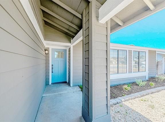 4th image of 29721 Oakbridge Dr