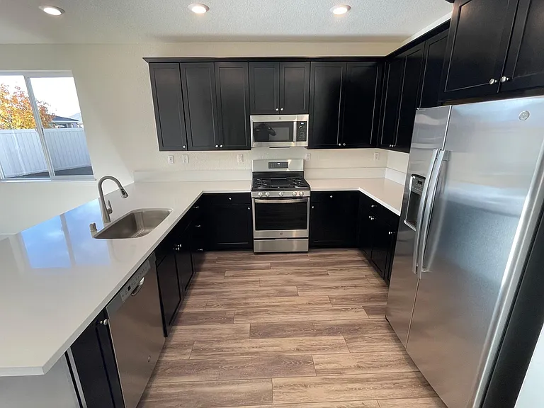 9772 Quartette Dr — Photo 4