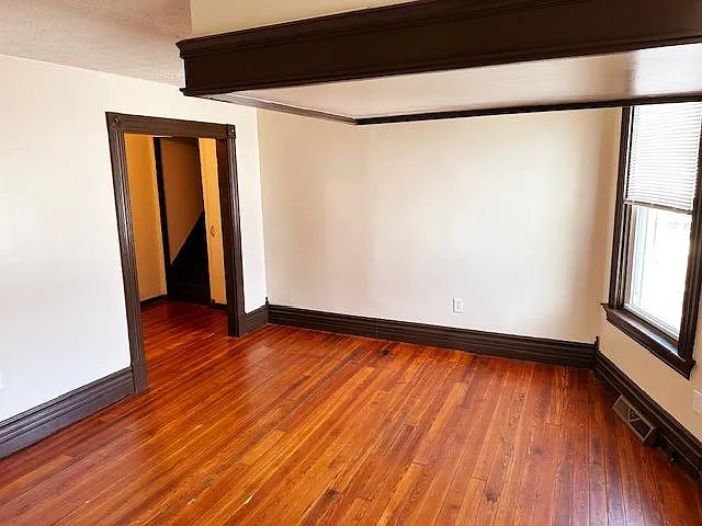 424 6th Avenue — Photo 3