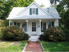 1st image of 20 White St