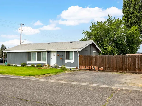 411 N Ephrata Ave, Connell, WA 99326