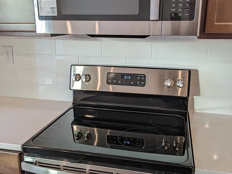 Range and microwave