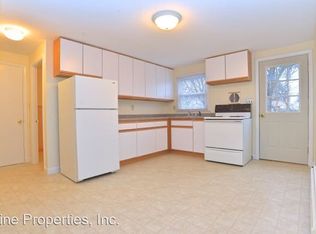 36 Powell St APT 2, Lowell, MA 01851