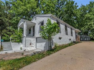 4705 N Brighton Ave, Kansas City, MO 64117