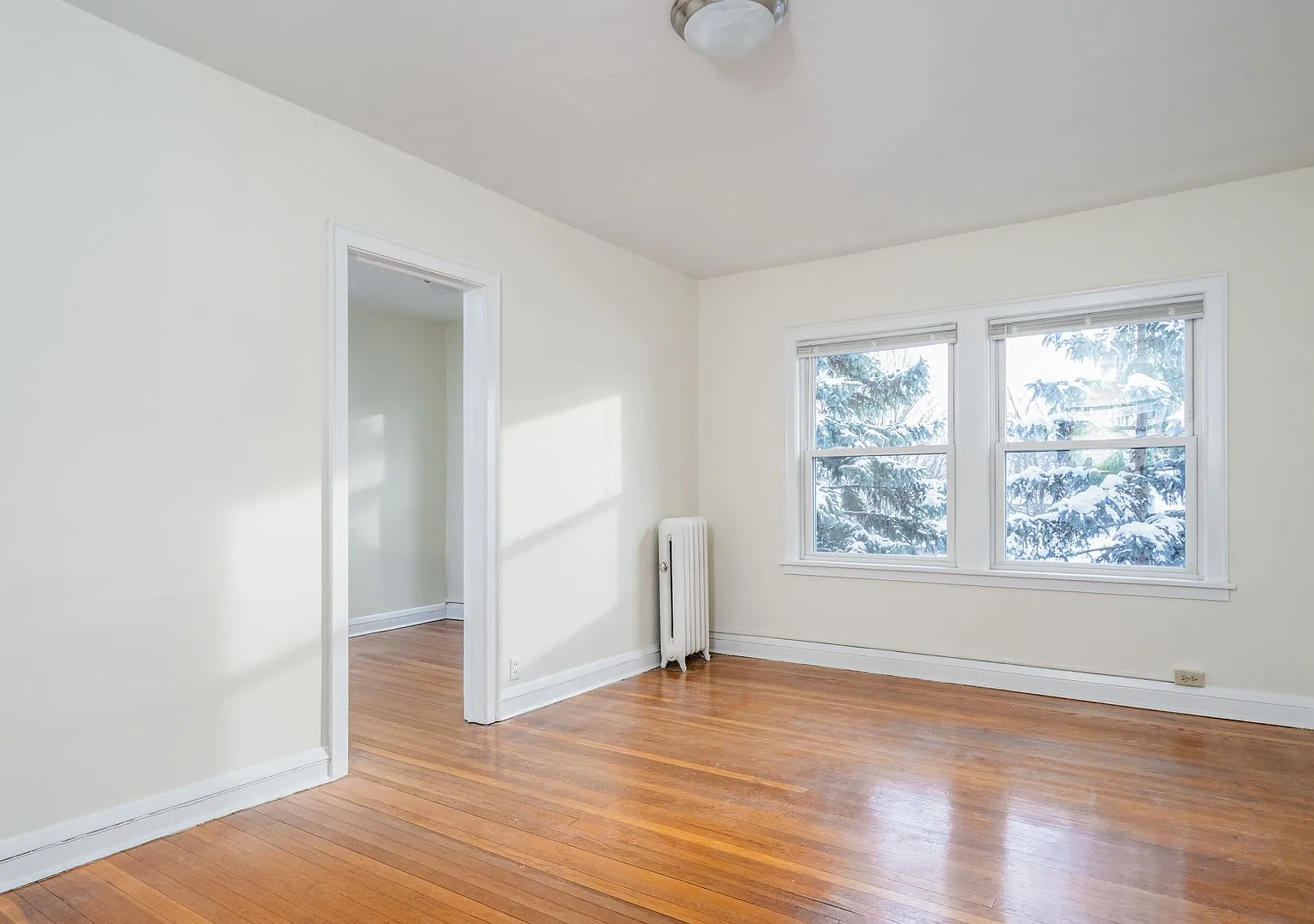 3527 Pillsbury Ave S — Photo 1