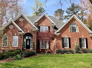 316 Flint Point Ln, Holly Springs, NC 27540