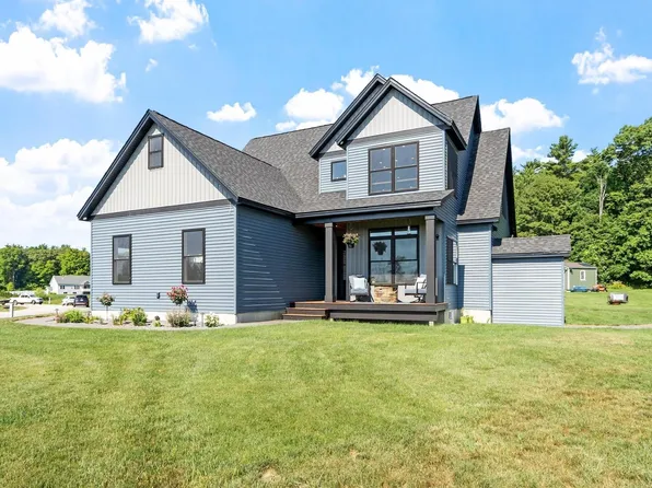 467 Blane Cir, Pembroke, NH 03275