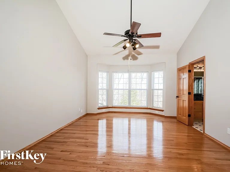 12 Fox Bluff Ct — Photo 9