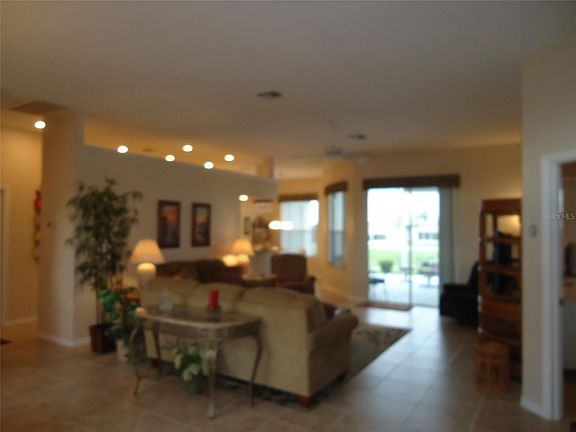 4th image of 7127 Hazeltine Cir