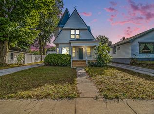 108 S Peach Ave, Hart, MI 49420