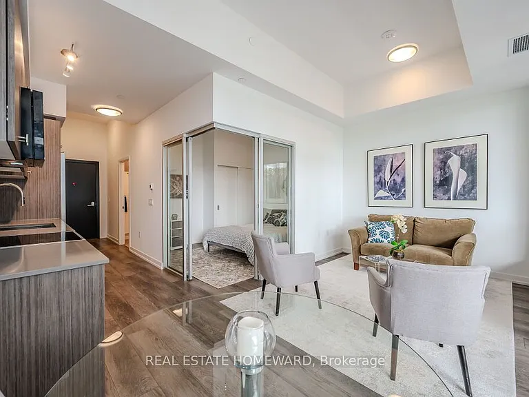 5 Wellington St S #301 — Photo 11