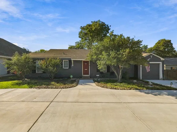 6441 Drury Ln, Fort Worth, TX 76116