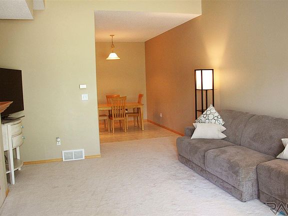 2nd image of 5506 S Sandra Dr