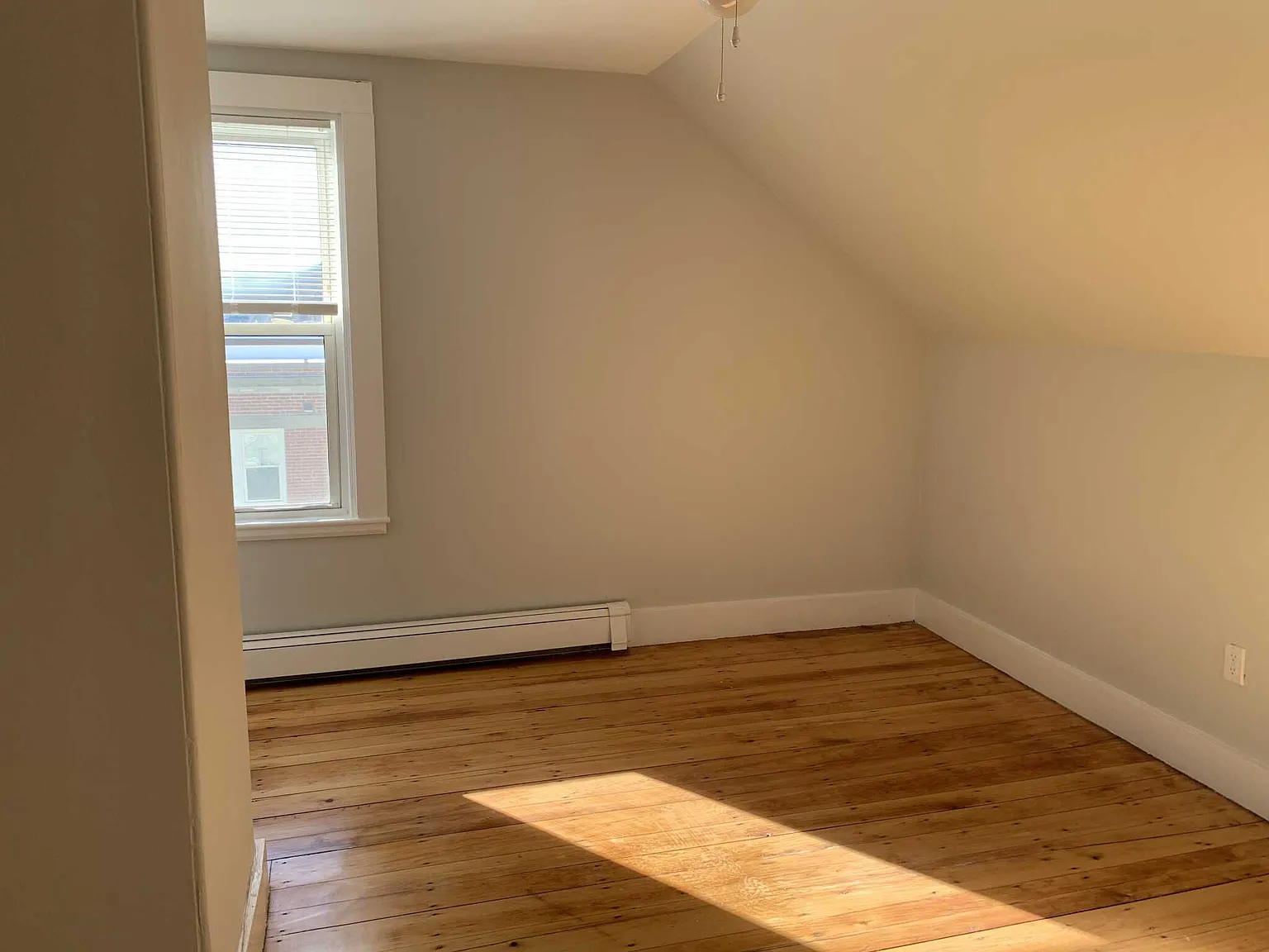 3 bed, $3,500 — Photo 4