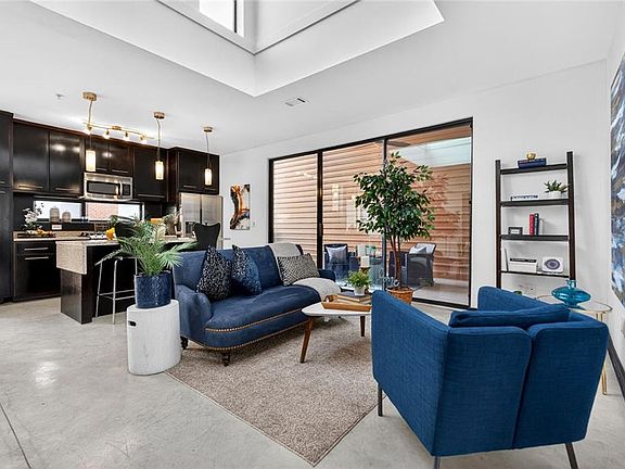 4th image of 972 Dekalb Ave NE #203