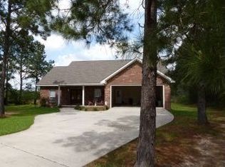 20 E Adam Dr, Sumrall, MS 39482