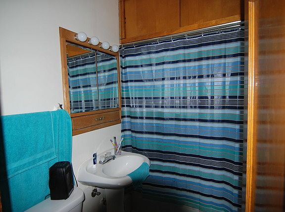 5th image of 4147 W Wellington Ave