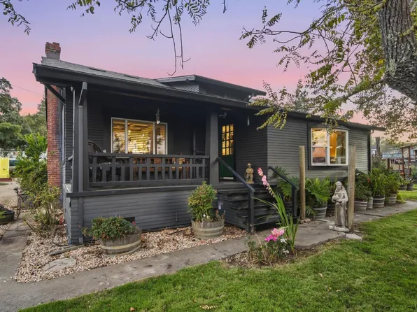 7878 Gravenstein Highway, Cotati, CA 94931