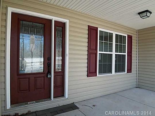 5th image of 111 Stallion Ln