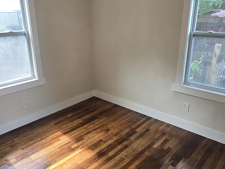 2045 Buckman St — Photo 22