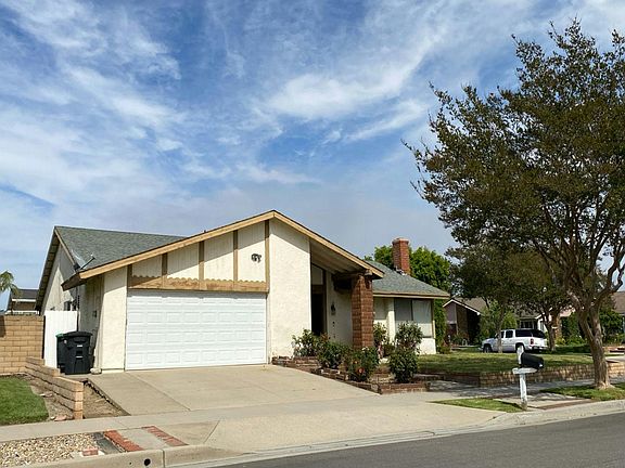 3rd image of 349 E Richland Ave