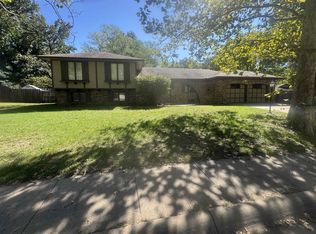 1130 N Patrick Henry St, Derby, KS 67037