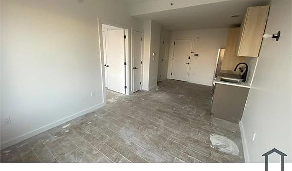1st image of 2103 Union St #3M