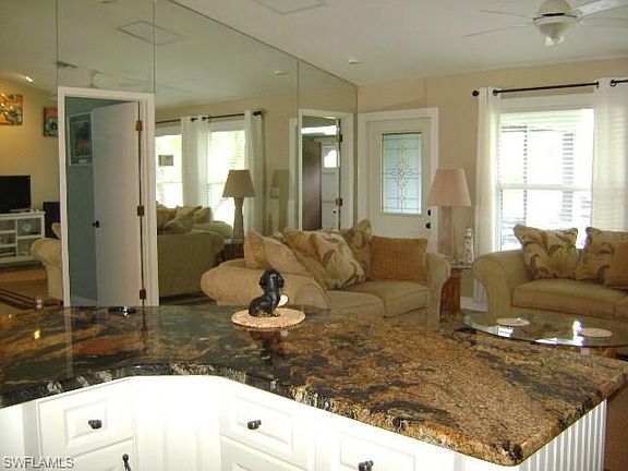 4th image of 300 NE 31st St