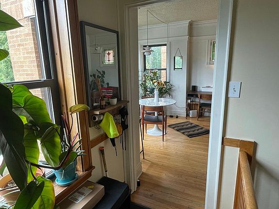 4th image of 2946 N Gresham Ave