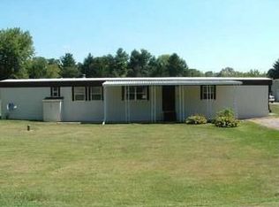 1074 Montgomery Rd, Newark, OH 43055