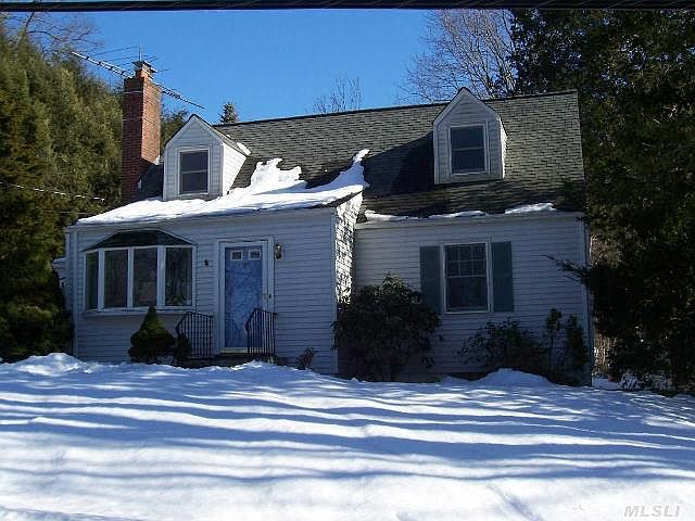 1st image of 10 Linda Pl