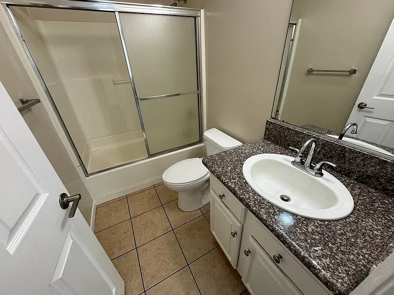 6842 Morella Ave #3 — Photo 11