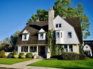 55 Maplewood Ter, Springfield, MA 01108