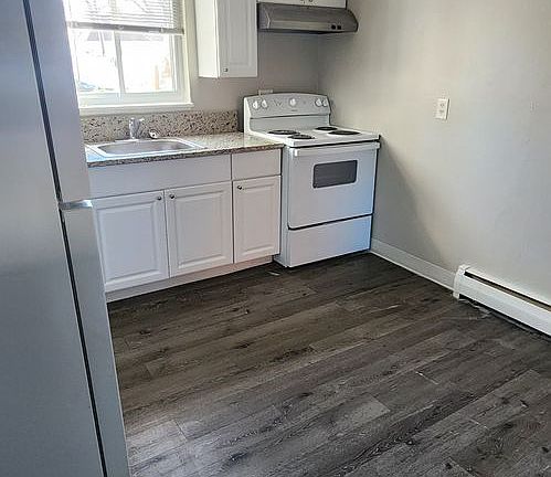 4th image of 8-10 Cumberland Ave #325-06