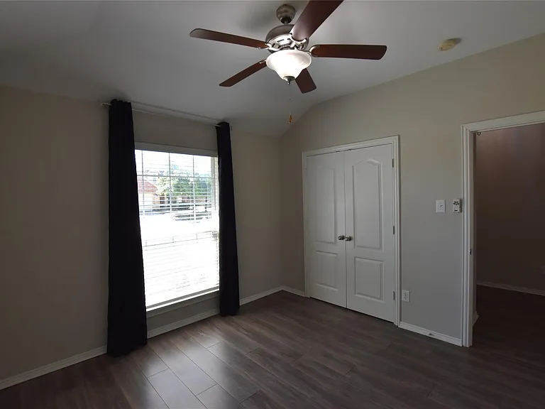 2757 Cascade Cove Dr — Photo 25