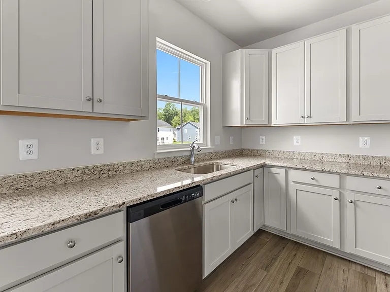 9031 Hereford Ct — Photo 15