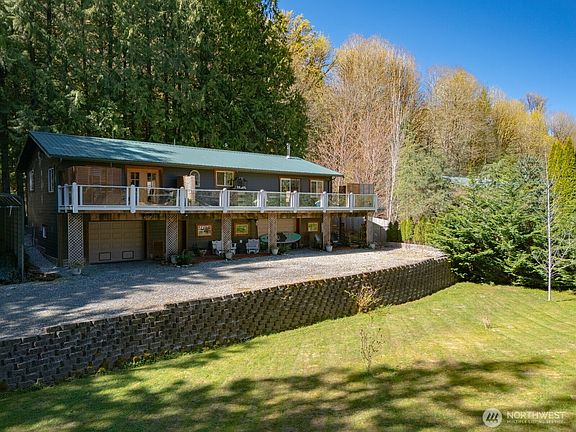 5th image of 49487 Concrete Sauk Valley Rd