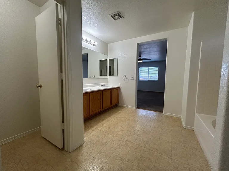 7399 W Solano Dr S — Photo 49