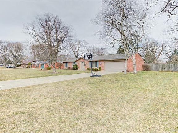 3rd image of 5220 Glenmina Dr