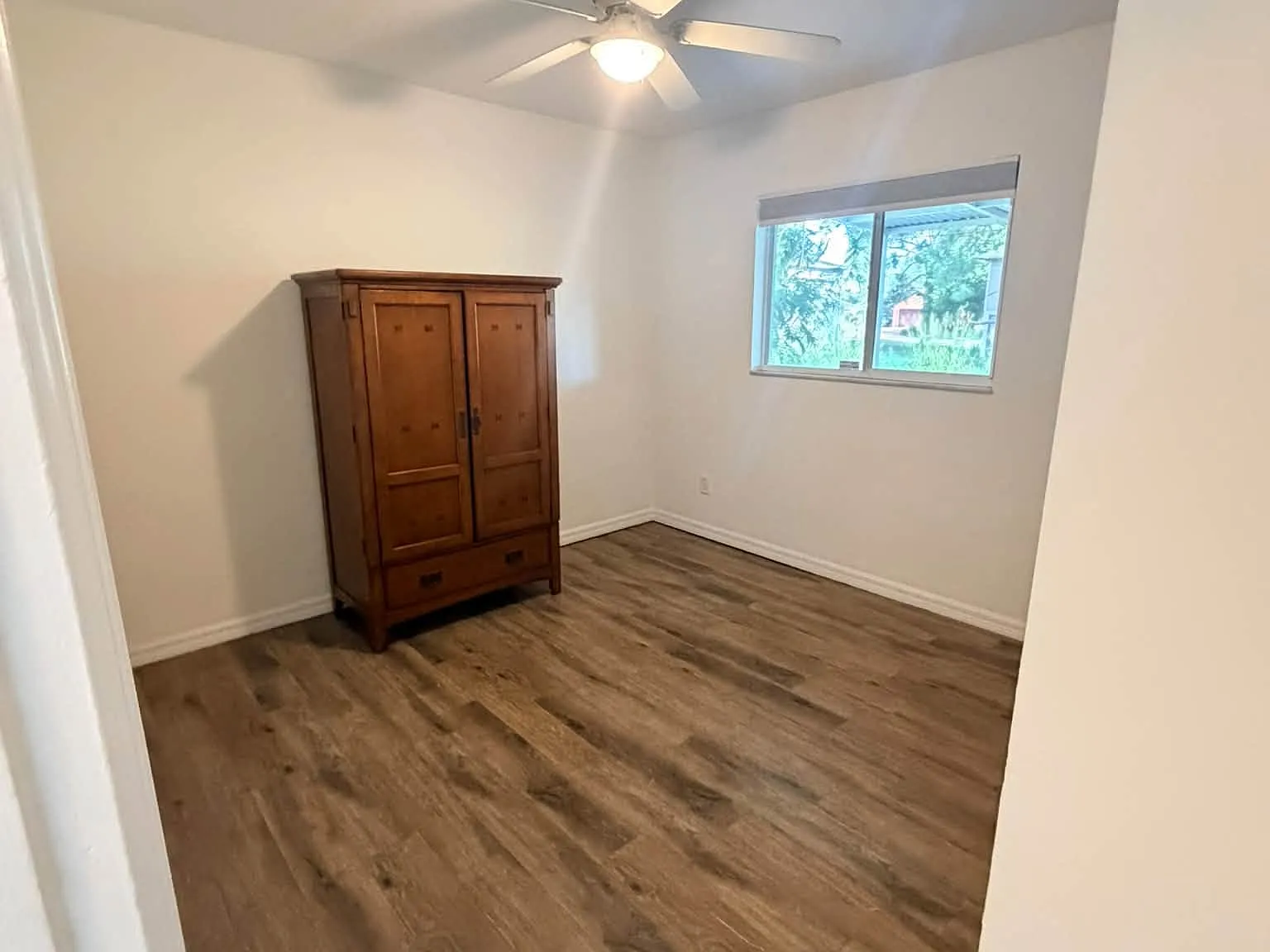 3 bed, 1288 sqft, $2,000 — Photo 3