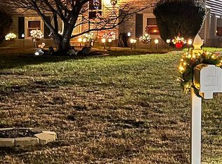 18 Blue Sky Dr, Westerly, RI 02891