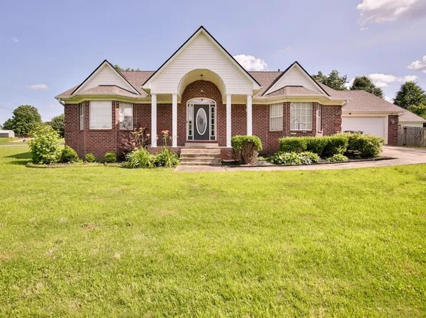 438 Brittany Ln, Atoka, TN 38004
