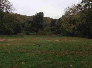 215 Waterside Rd, Northport, NY 11768