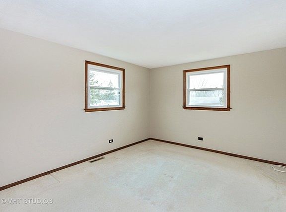 5th image of 39104 N Balboa Dr