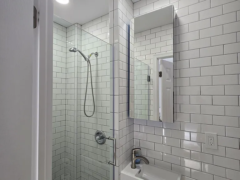 709 Pine St #3 — Photo 19