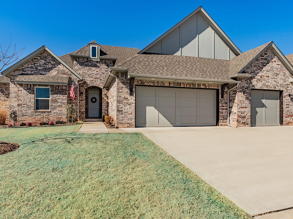 1st image of 3201 Hunter Crest Dr