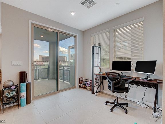 5th image of 11237 Rainbow Peak Ave #208