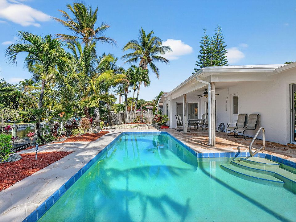 1st image of 1037 SW 27th Avenue