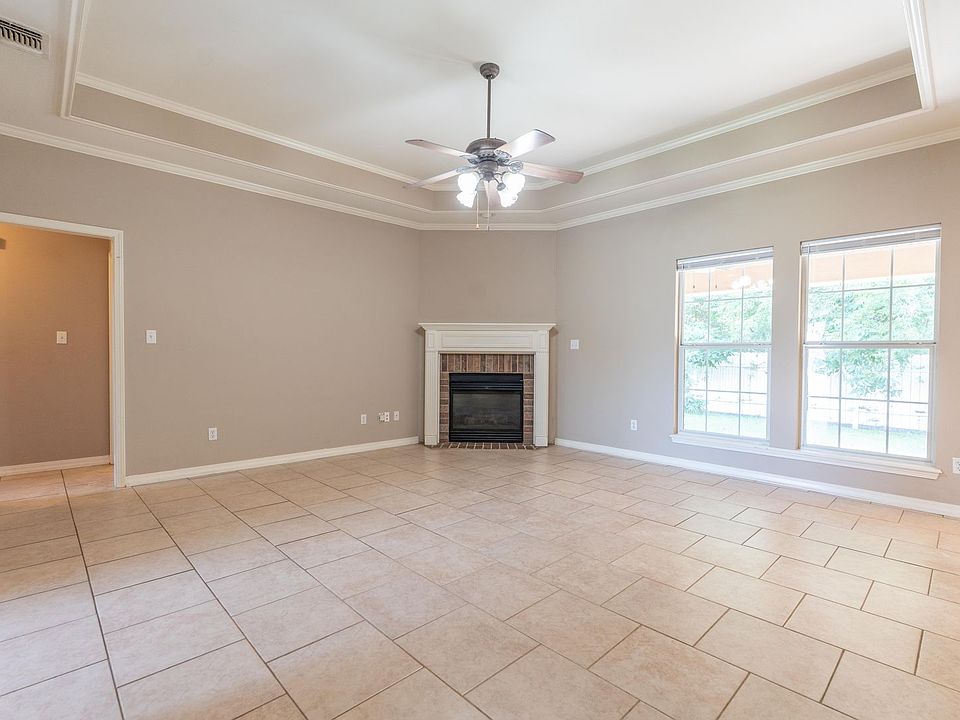 1st image of 5822 Gold Crest Dr