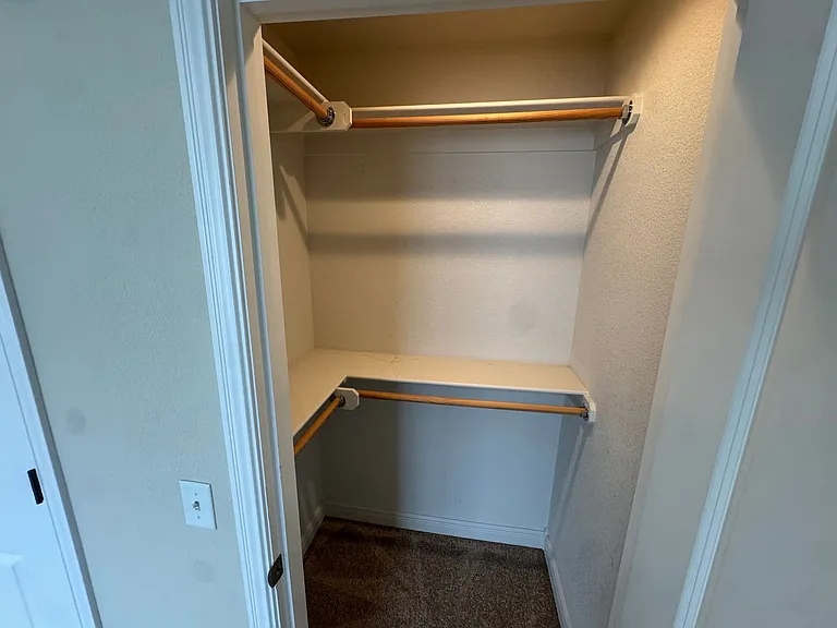 407 Lyndal Ln — Photo 26